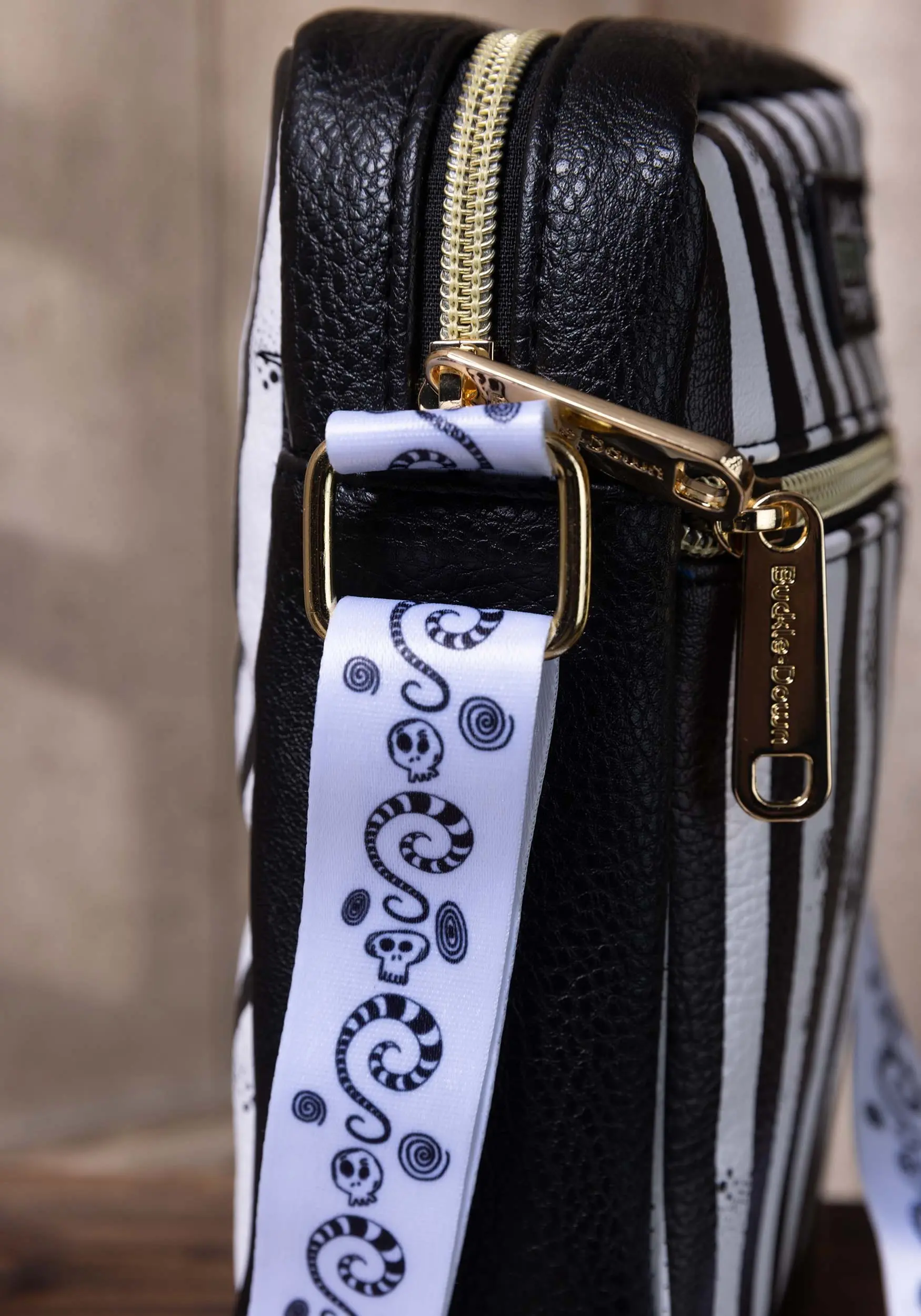 Beetlejuice Crossbody Zipper Bag - Image 5